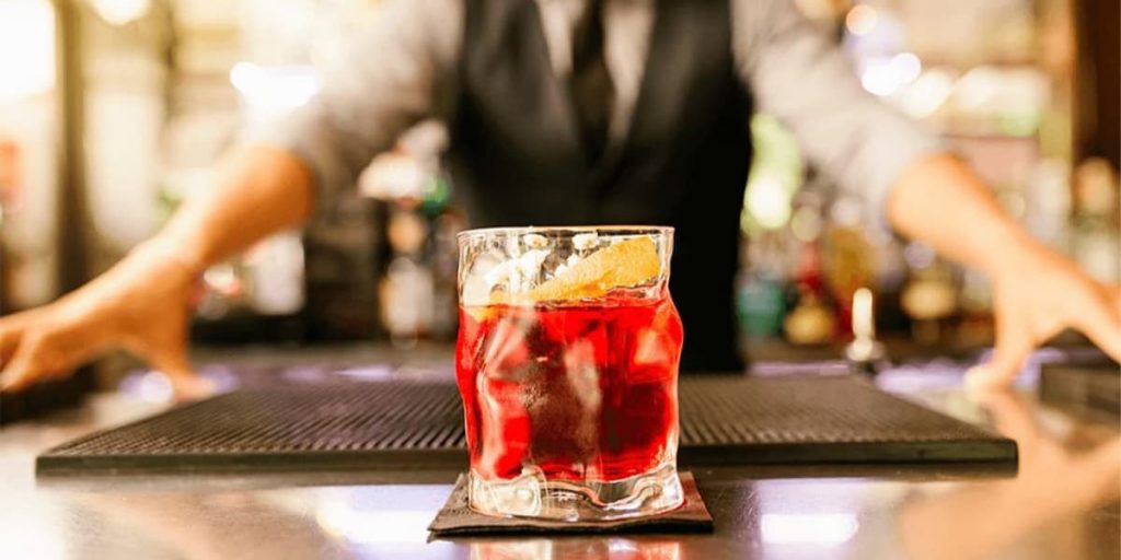 7 Reasons to Hire Mobile Bartending Service in Tampa