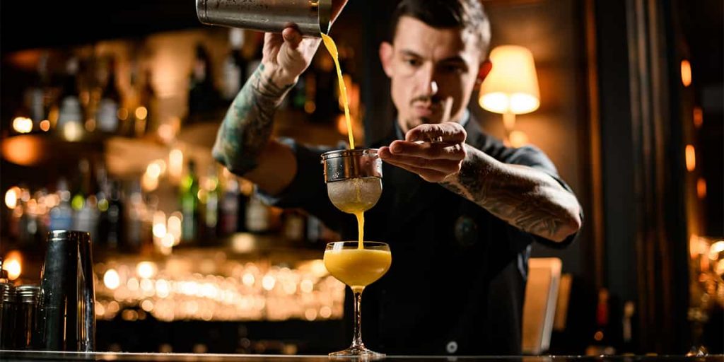 8 Reasons Why Being A Bartender Is A Difficult Job